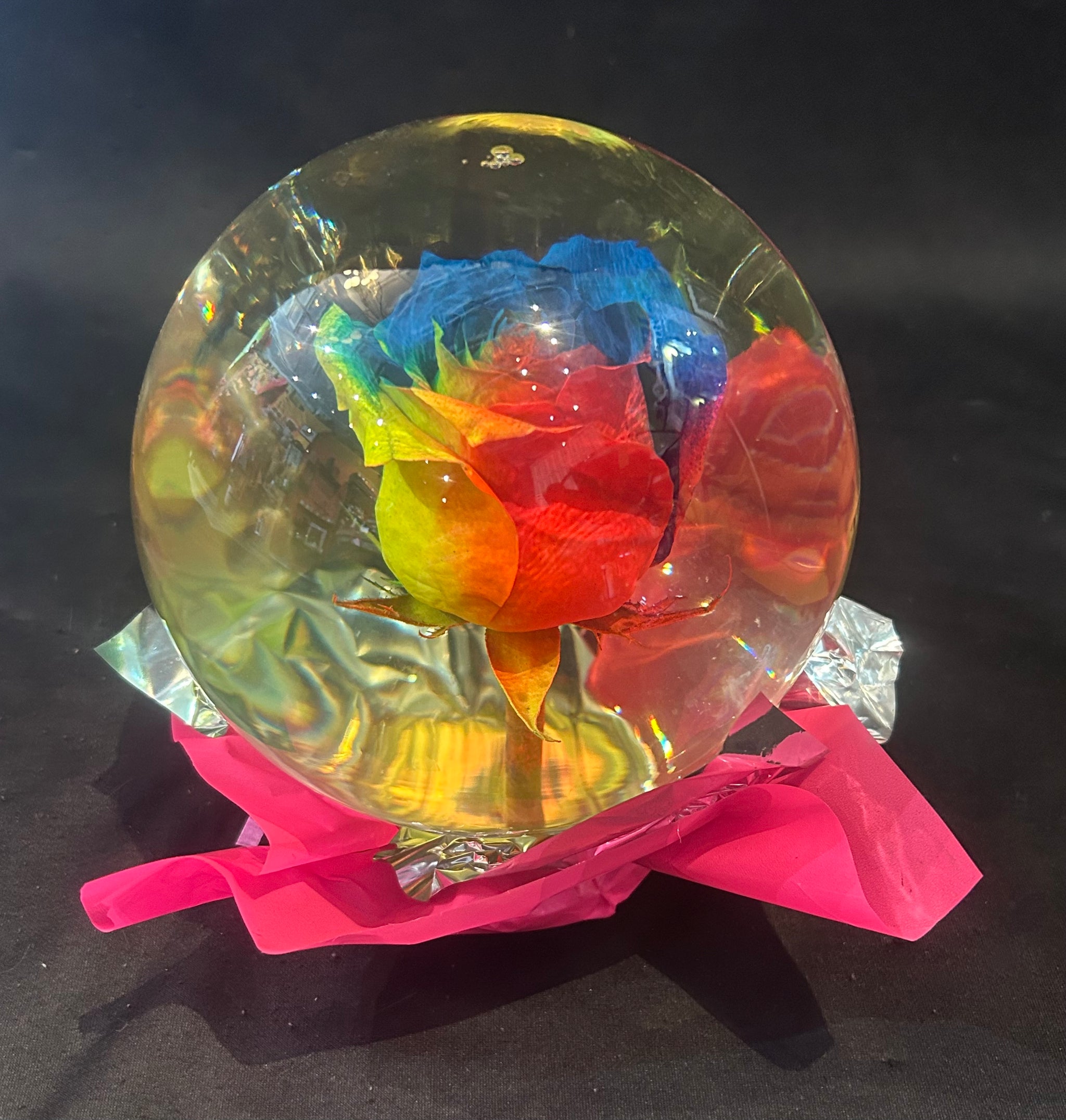 Enchanting Real Rose Globe – Nicola Flora
