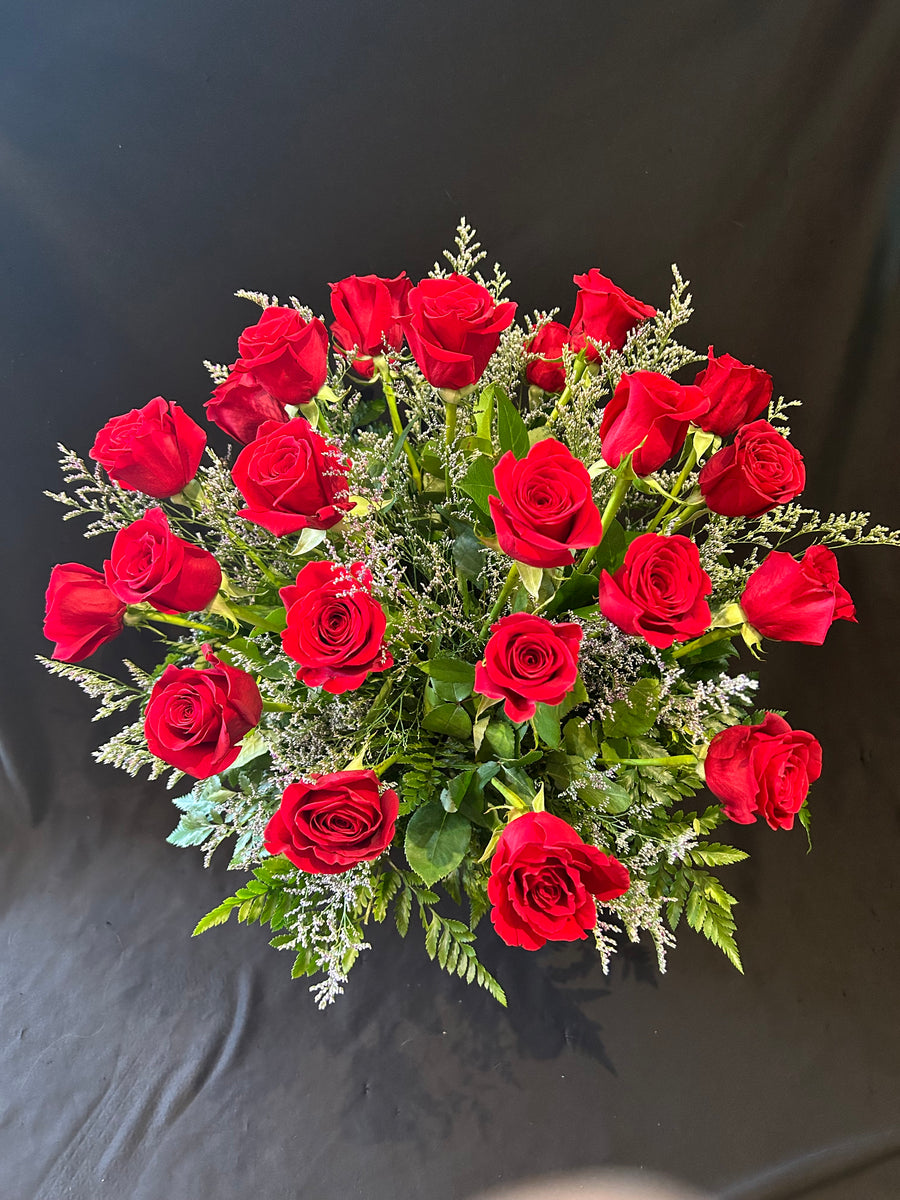 Contemporary Red Roses - Two Dozen – Nicola Flora